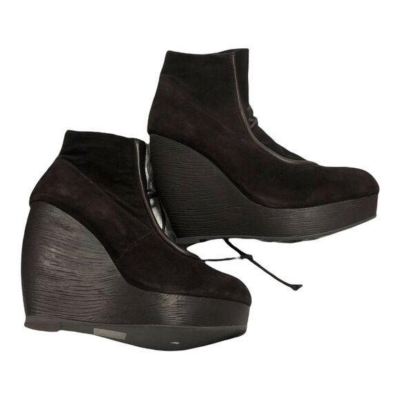 Max Studio Boots Suede Brown Wedge Platform Size 10 - Picture 1 of 6